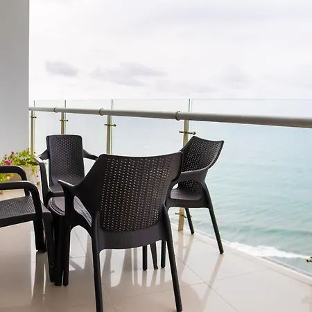 Beachfront With Pool Jacuzzi Sauna Gym Fast Wifi And Air Conditioning Cartagena